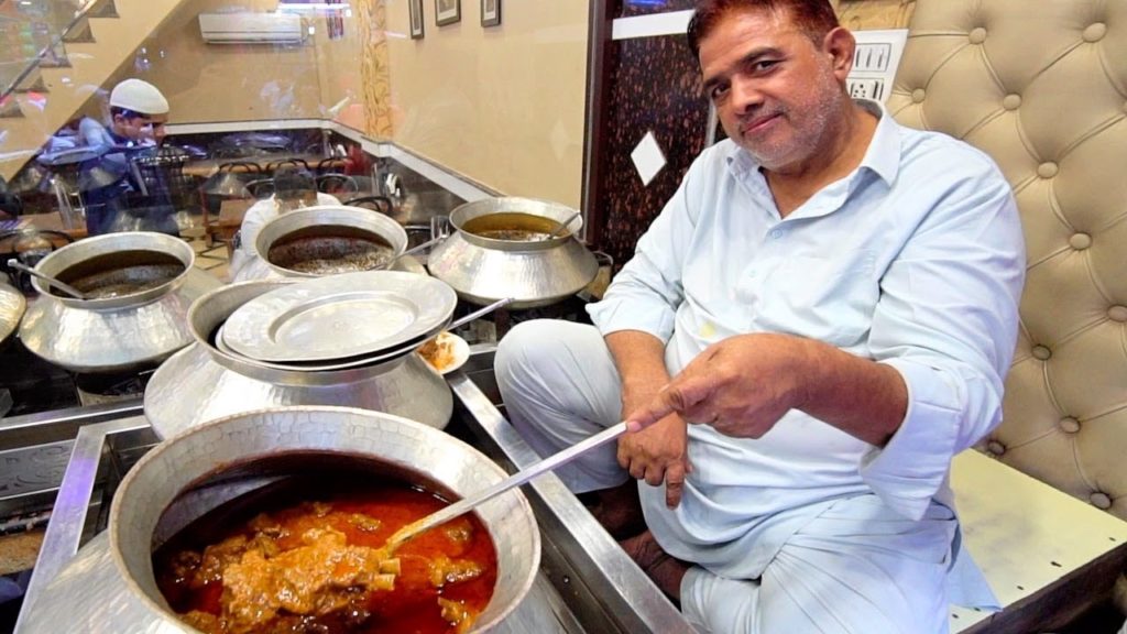 200 Year Old Street Food in India – OLD IS GOLD | Indian Street Food in Delhi INDIA + BEST CURRY 200 Year Old Street Food in India - OLD IS GOLD | Indian Street Food in Delhi INDIA + BEST CURRY