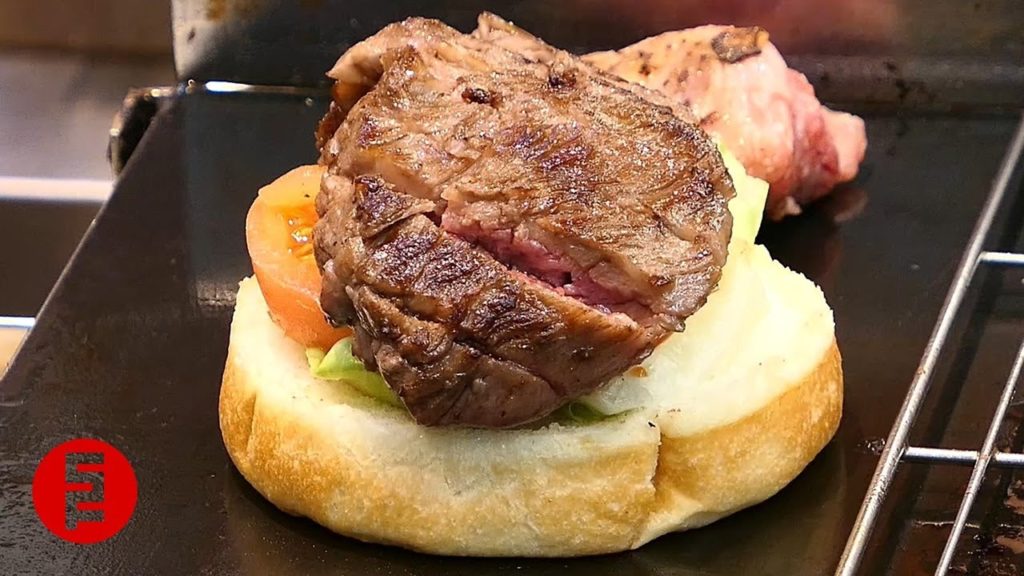 고베비프 스테이크 버거 - 일본 길거리음식 / Kobe beef steak burger - Japan street food