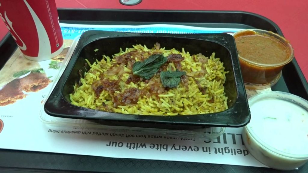 アキーラさん利用①インド・デリーのファーストフードKebab Xpress in Delhi in India アキーラさん利用①インド・デリーのファーストフードKebab Xpress in Delhi in India