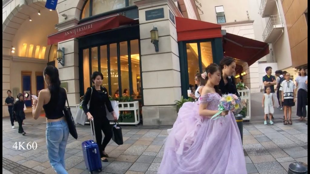 ⁴ᴷ⁶⁰ Walking Around “Cat Street” Ometosando Hills, Tokyo | Japan