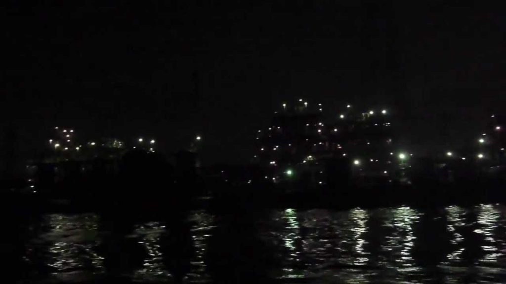 工場夜景クルーズ