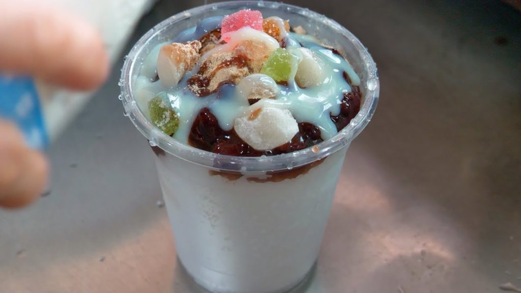 Shaved Ice with Red Beans(patbingsu) / Korean street food / 1,500원짜리 옛날 팥빙수