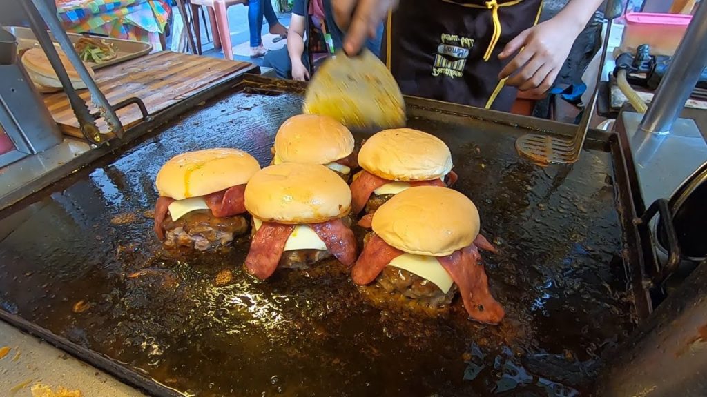 Burger Malaysia - Great Teppanyaki Skills in Johor