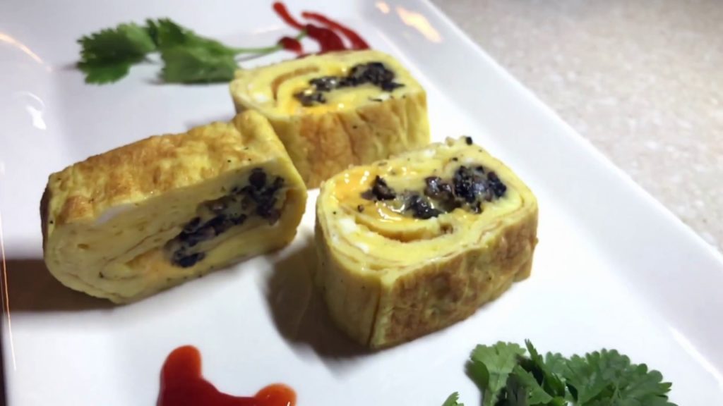 ダシ巻き玉子焼  Tamagoyaki. Japanese American Fusion Omelette. জাপানিজ ডিম ভাজি। Japan Street Food.