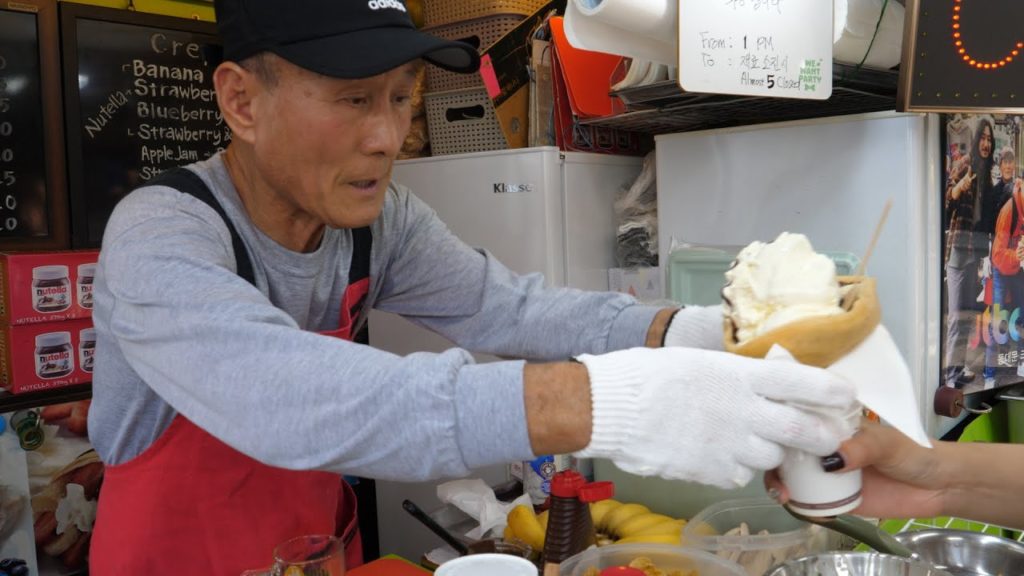 동대문 할아버지 크레페!! 4시간만 영업, 줄서서 먹는곳 / Famous Papa's crepes - Korean street food