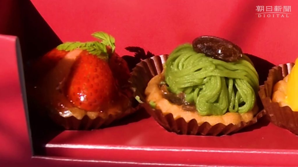 スイーツ味わい、路面電車の旅　函館で土日運行