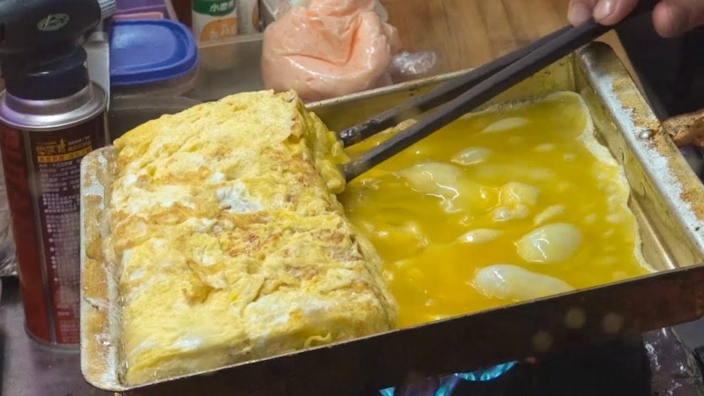 Tamagoyaki (Japanese Omelette) / Cutting Guava - Taiwanese Street Food