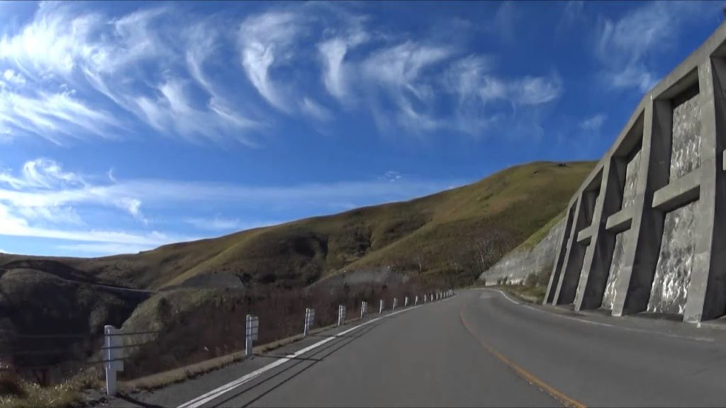 晩秋のビーナスライン（美ヶ原高原～白樺湖） / 長野県