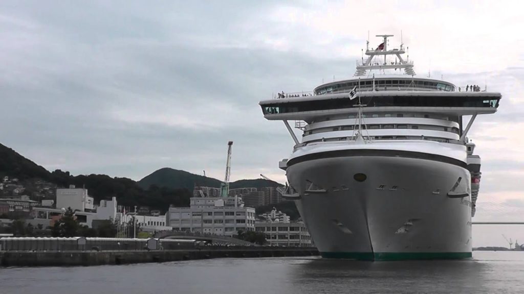 サファイア・プリンセス　Sapphire・Princess　departure from Nagasaki  長崎港出港 23.Aug.2014