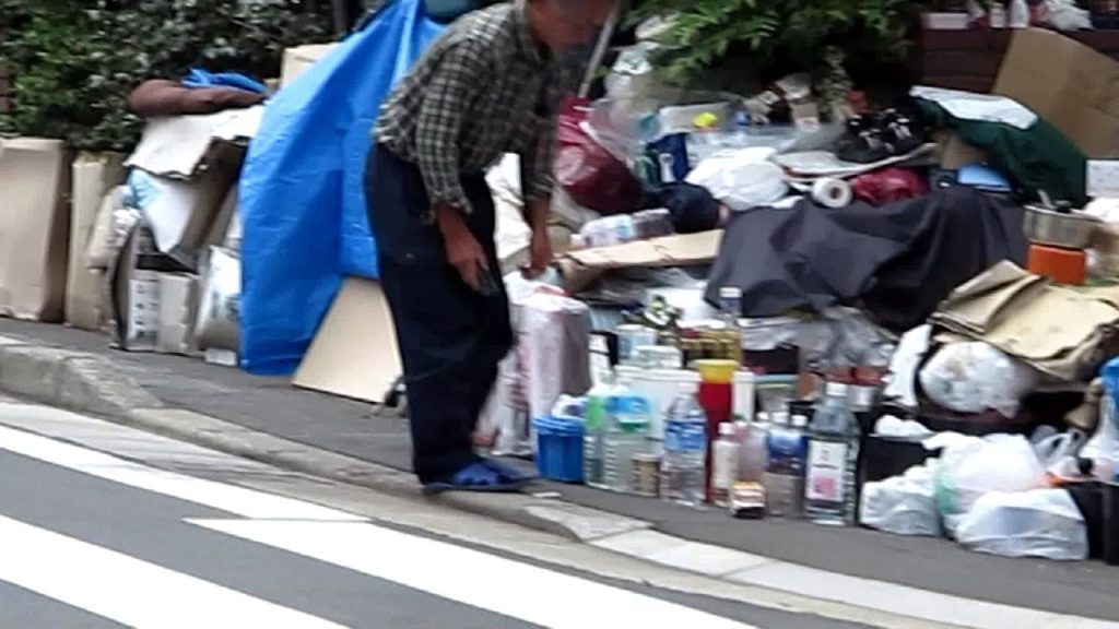 名古屋ゴミ屋敷 | Nagoya Garbage House