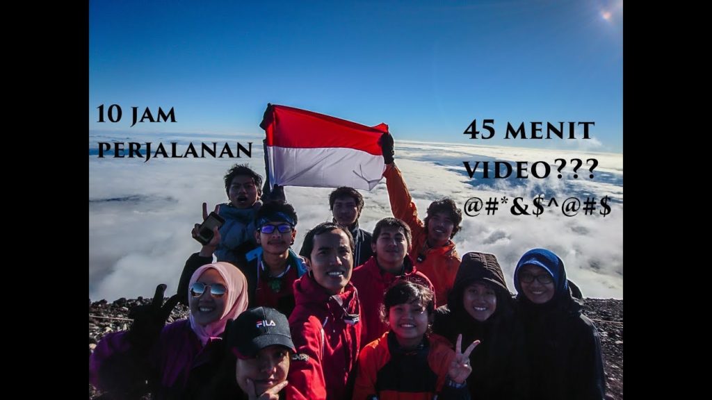 NON-STOP Mt. Fuji Midnight Climbing in Group! (Eng Sub)