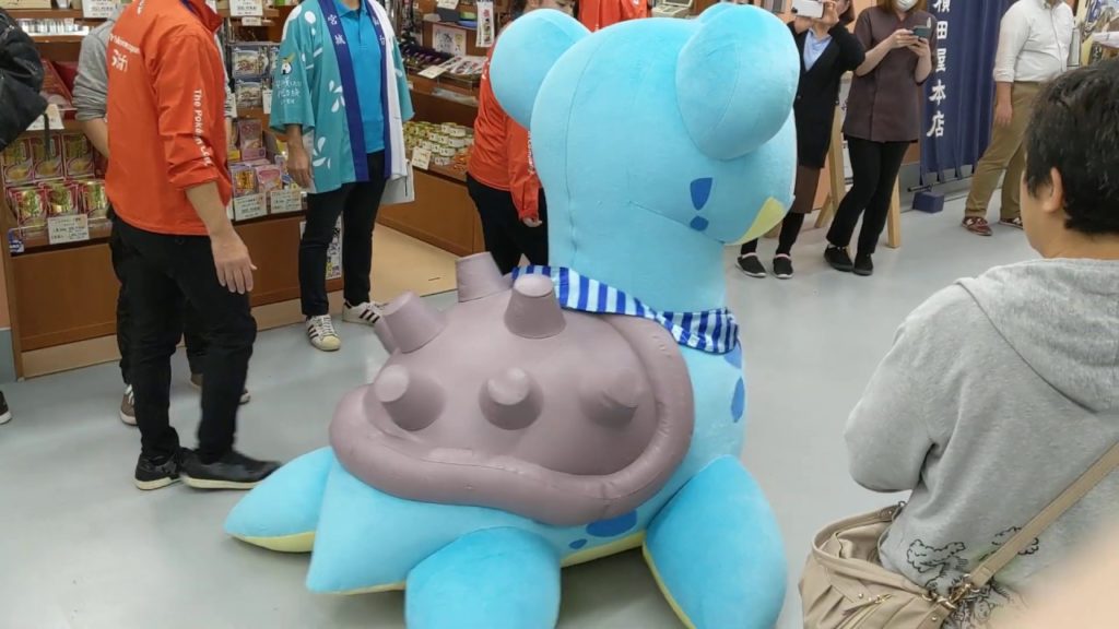 モゾモゾと進んでいくラプラス＠「ラプラス＋宮城巡り」オープニングイベント