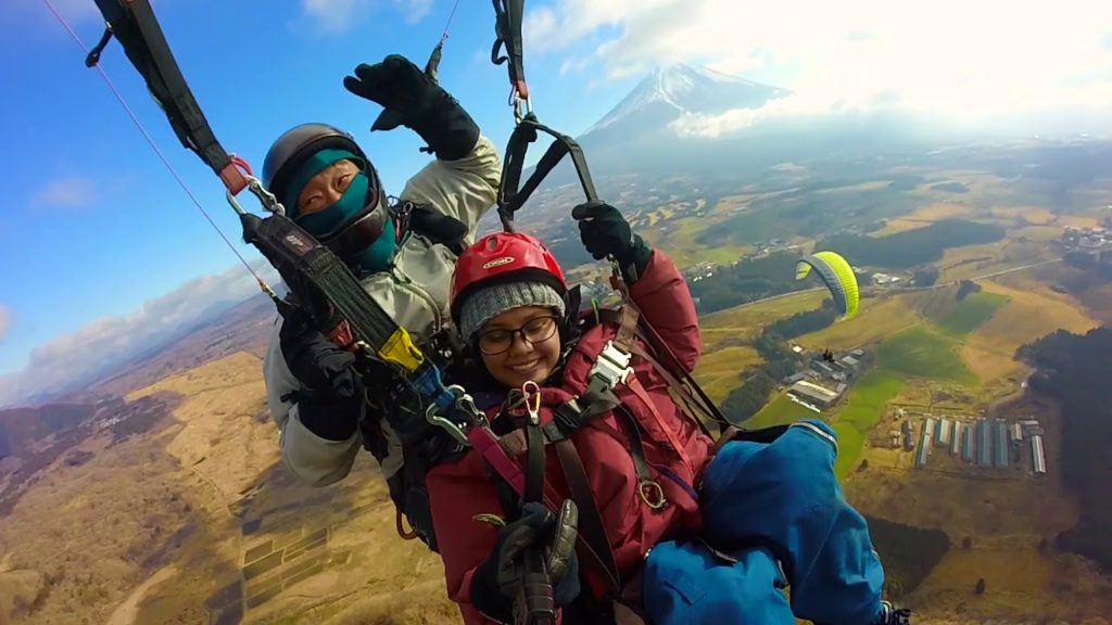 Paragliding near Mt. Fuji