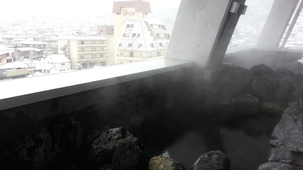 One Japan #44 Outdoor Hot Spring in Yamagata 日本全国電車でゴー！山形の雪露天風呂