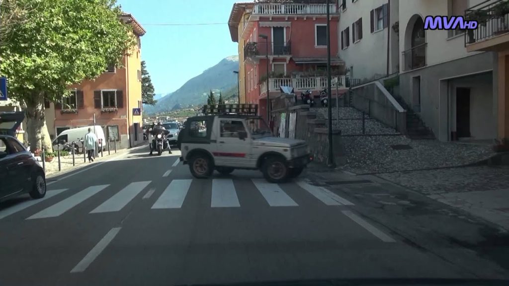 Italy / Italien Fahrt von Garda nach Torbole (Gardasee)