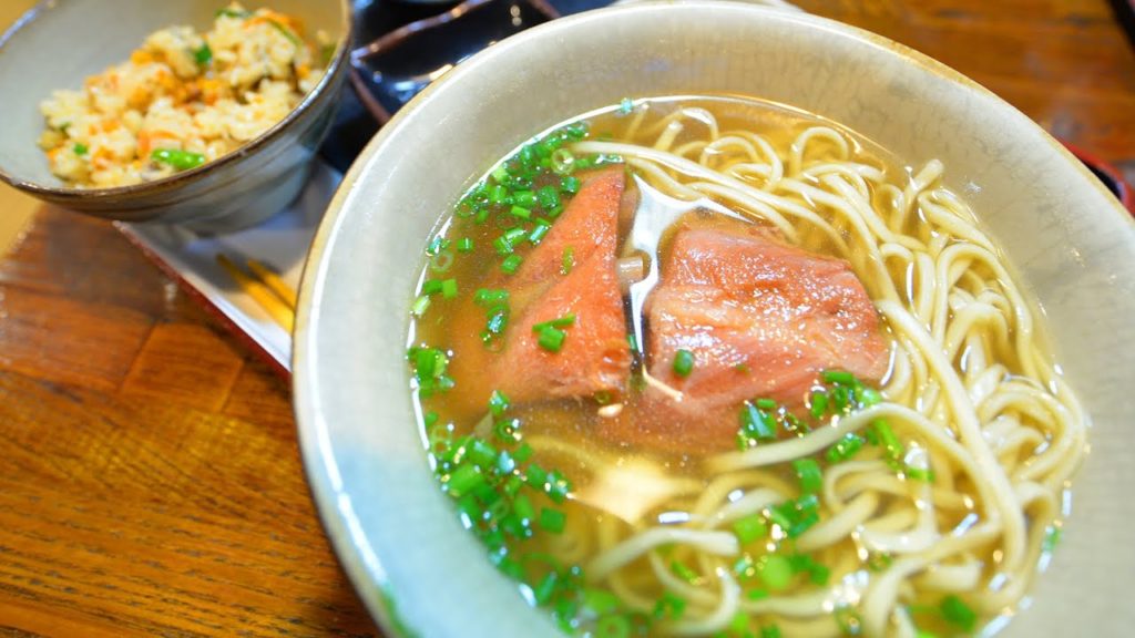 Okinawa soba lunch at an old private house 屋宜屋は文化財の古民家沖縄そば屋だがその味も文化財級:Gourmet Reportグルメレポート Okinawa soba lunch at an old private house 屋宜屋は文化財の古民家沖縄そば屋だがその味も文化財級:Gourmet Reportグルメレポート