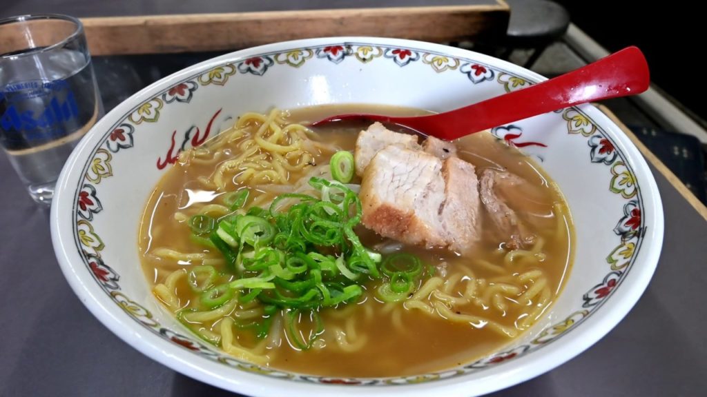 【大阪】【西成】【岸里】「大阪飯店」200円ラーメン他【４K】Japanese Food Ramen