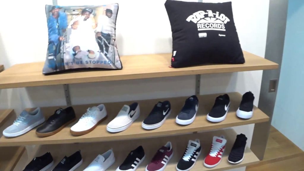 Visiting the Nagoya Supreme Store - Sakae, Nagoya