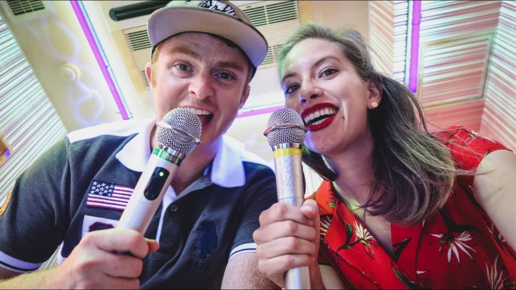 Vida Nocturna en Tokio | Tour de Shinjuku de Noche