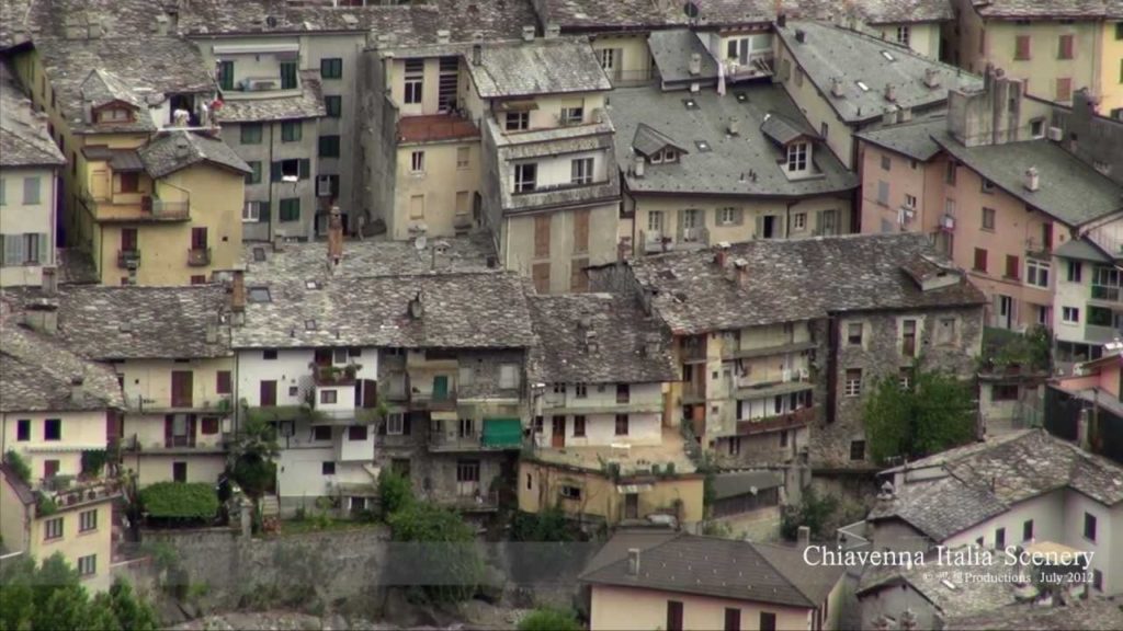 Chiavenna, Italia キアヴェンナ イタリア Chiavenna, Italia キアヴェンナ イタリア
