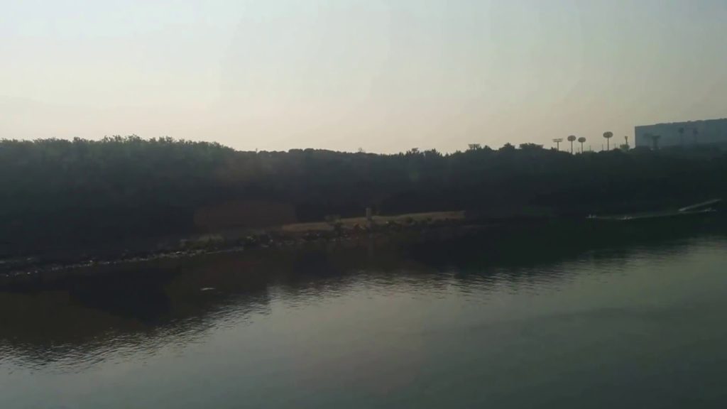 En tren a Yokohama - Train travel to Yokohama