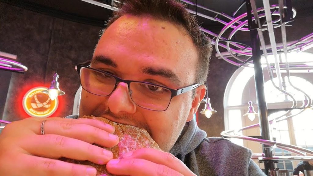 Il ristorante più tecnologico del mondo 🇦🇹 Vlog Vienna parte 4 Il ristorante più tecnologico del mondo 🇦🇹 Vlog Vienna parte 4