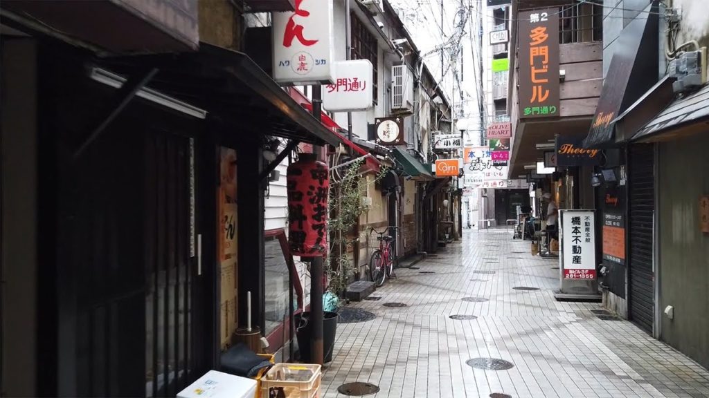 【福岡散歩】博多駅から中洲エリアを経由して天神エリアまで歩く Walk from Hakata Station to Tenjin via Nakasu , Hakata Fukuoka JAPAN.
