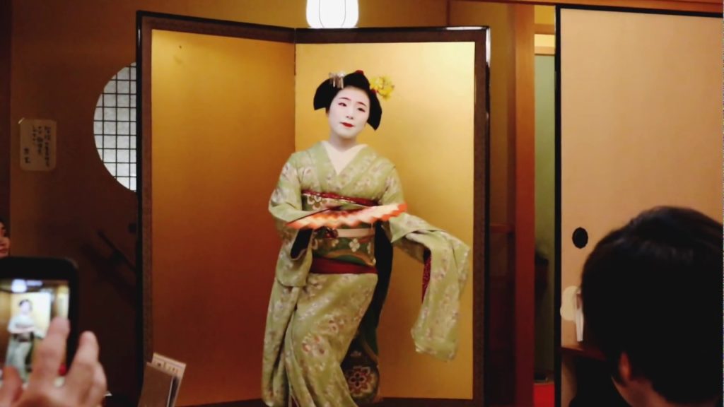교토여행기 이색체험 마이코투어(Kyoto, japan maiko tour) 교토여행기 이색체험 마이코투어(Kyoto, japan maiko tour)