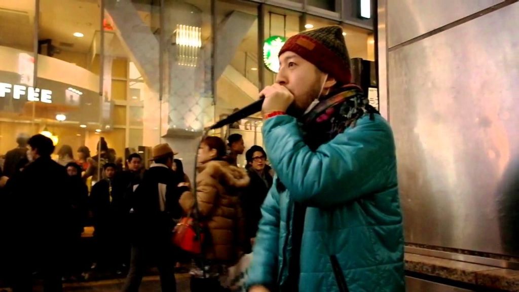 TOKYO: HERE IS A JAPANESE BEATBOXER at Shibuya station, JAPAN