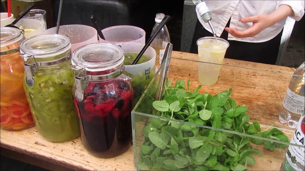 DAY TRIP TO BEAUTIFUL HIROSHIMA | MIYAJIMA ISLAND | OKONOMIMURA | VLOG 10