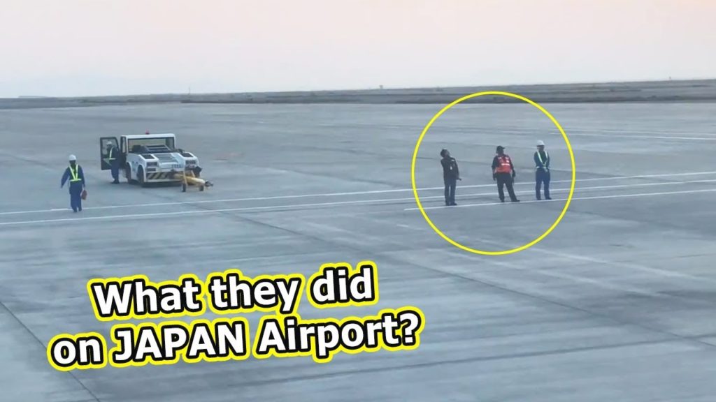 What Japanese Do At Airport? JAPAN AIRPORT SERVICE | Pakistani in JAPAN