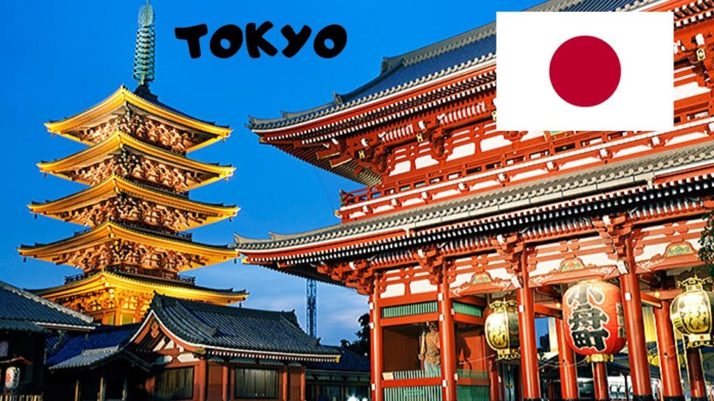 TOKYO: Buddhist statue brings good luck at ASAKUSA (Sensō-ji) TEMPLE (JAPAN)