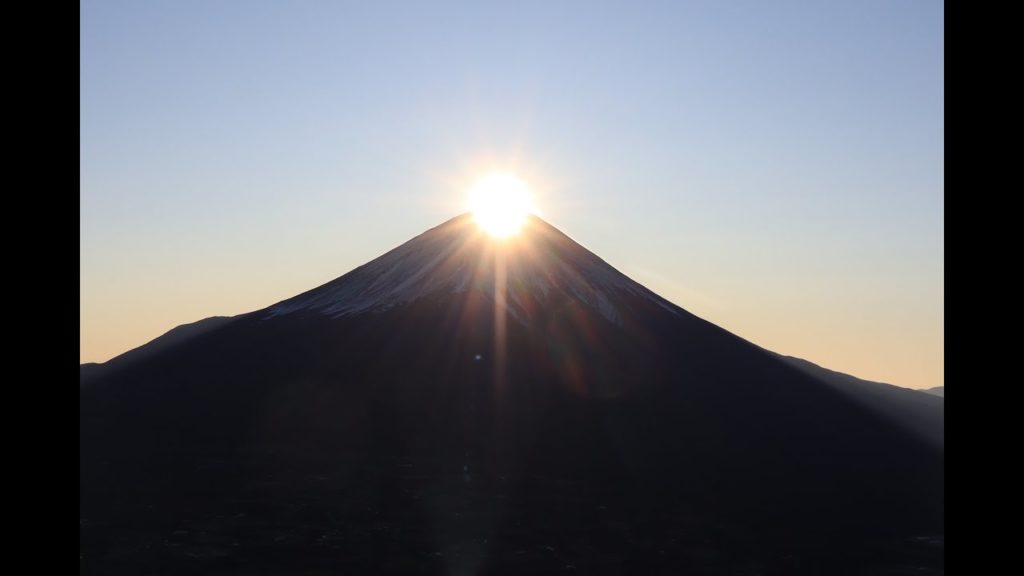 雨ヶ岳からのダイヤモンド富士と富士宮からの富士山 Diamond Fuji from Mount Ama