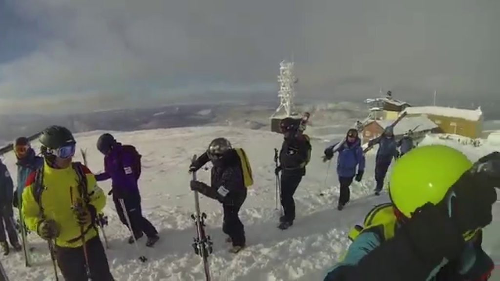 Whiteroom Tours- Central Hokkaido Tour- Tomamu, Asahidake & Kamui