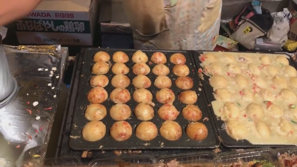 Japanese street food – TAKOYAKI (OSAKA & TOKYO, ASMR, MUKBANG)