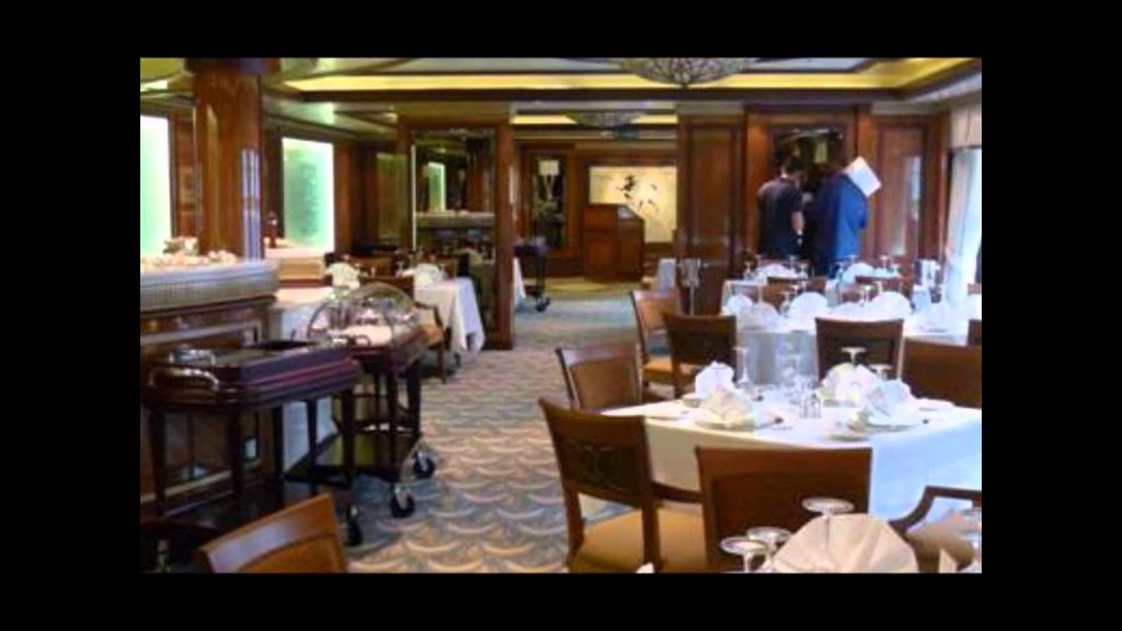 DeluxeCruises.com / Cunard World Cruise Queen Elizabeth QE 2020-2021-2022-2023