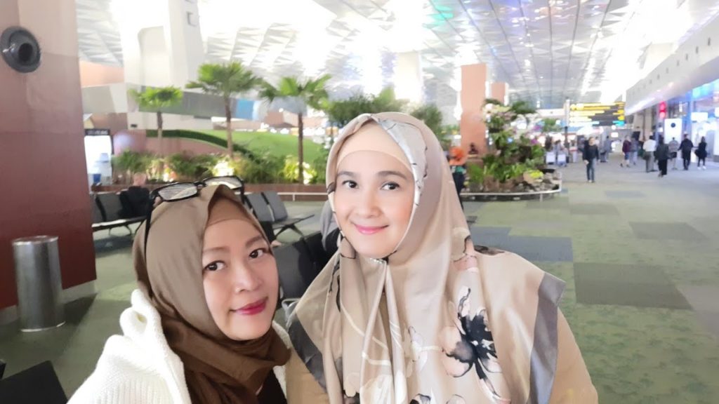 Trip to Japan #1 - Soetta Airport // ketemu Zahra Atlet Sepak Bola Wanita Indonesia