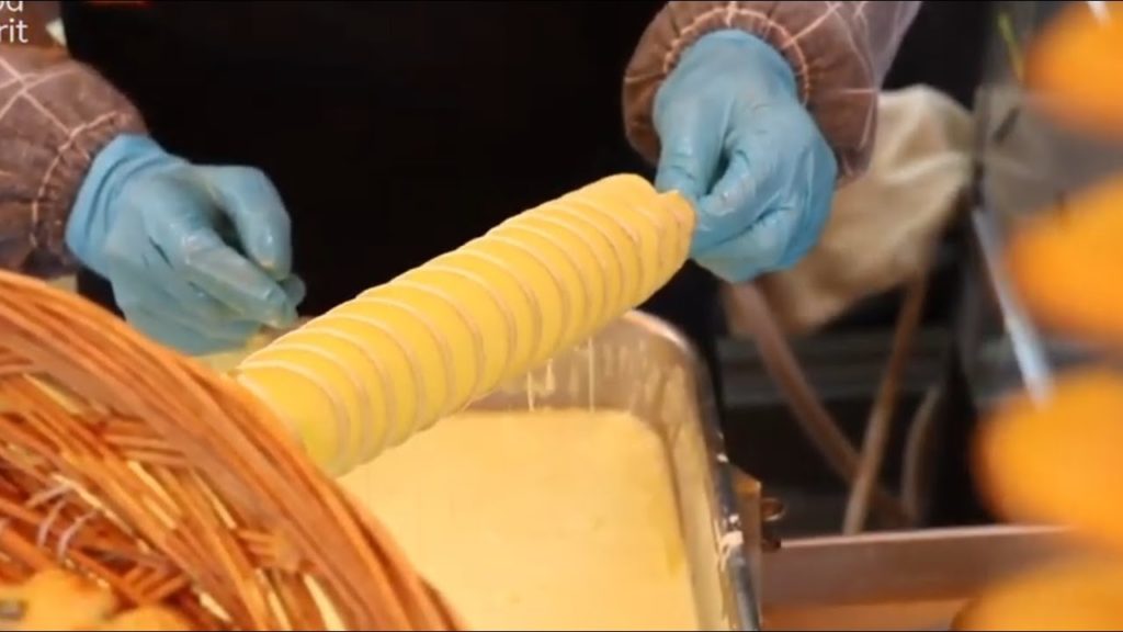 Tornado Potato | Japanese Street Food | Osaka Japan | Taste Delicious