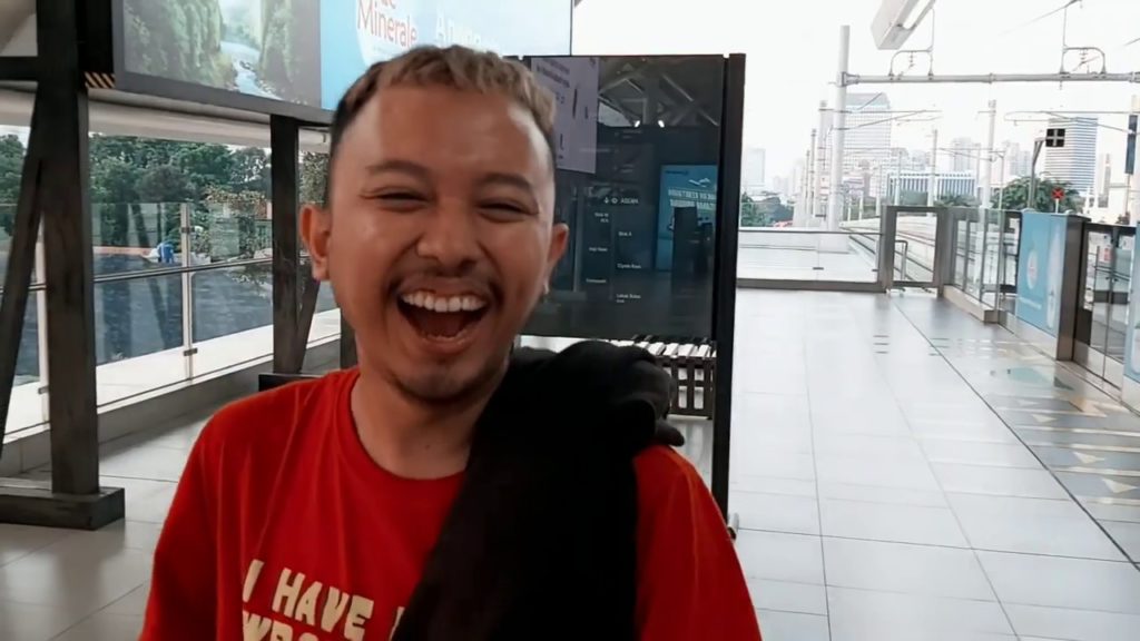 NUMPAK SEPUR GORONG-GORONG KETEMU JKT48, SLURD. SUGOI!!