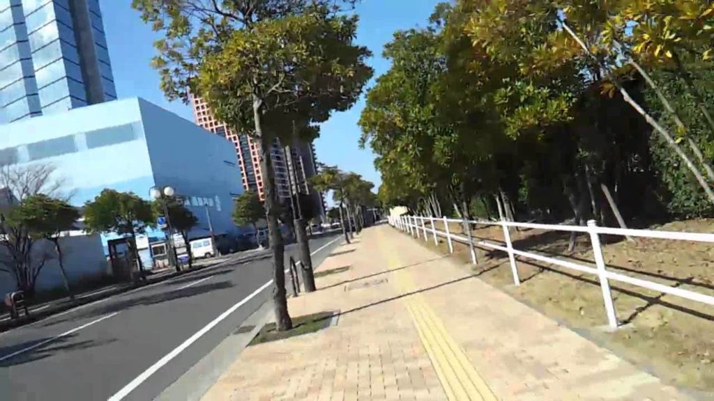 FUKUOKA - Momochi Beach & Going to Fukuoka Tower
