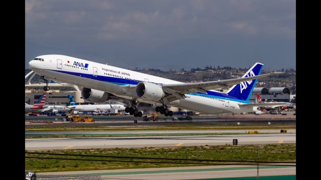 In Flight Experience: ANA 773 Tokyo-Los Angeles