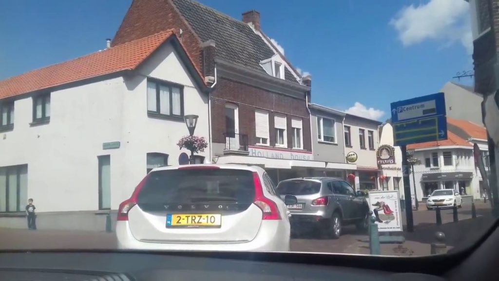 Driving in Hulst, Zeeland, Netherlands 🇳🇱