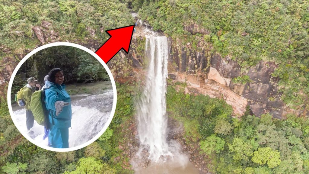 TU GLISSES, TU TOMBES D'UNE CASCADE DE 50M (Iriomote - Japon)