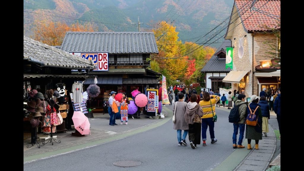 [4K] 2019 Walk around "Yufuin" street shopping and food in autumn from Yufuin train station, Japan