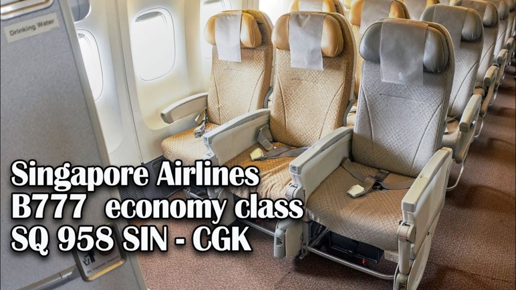 Singapore Airlines B777  economy class SQ 958 Singapore to Jakarta