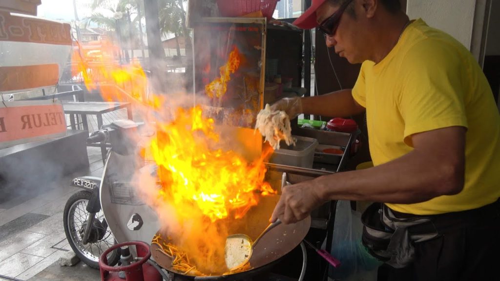 Malaysia Street Food | Fire Char Koay Teow