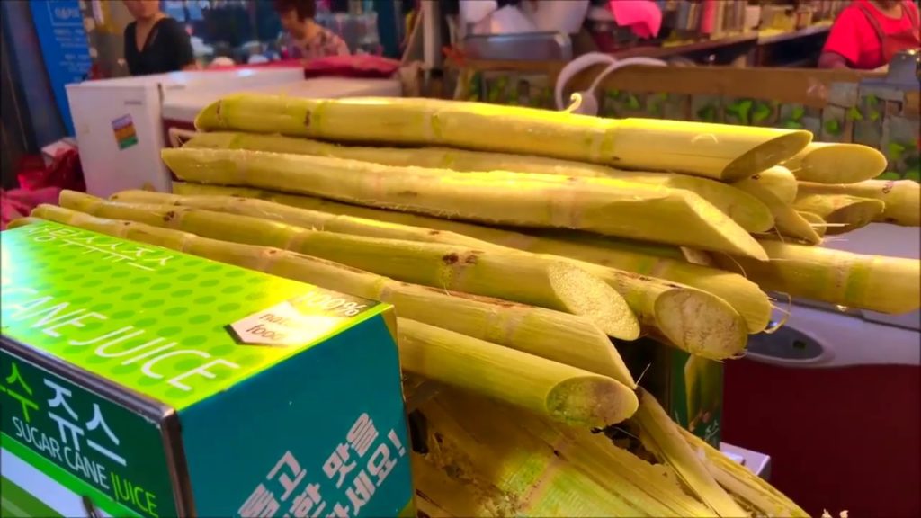 Sugar cane juice : Korean Street Food Gwangjang Market : Street Food Seoul