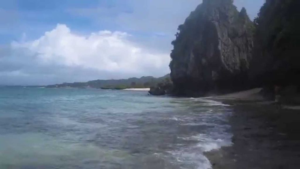 Sound of waves in Nago, Okinawa