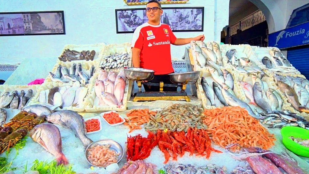 Moroccan Street Food - CASABLANCA'S BEST STREET FOOD Guide + CRAZY Good Pastilla in Rabat, Morocco!