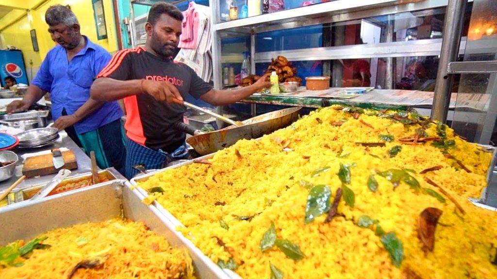 Sri Lanka Street Food – COLOMBO'S BEST STREET FOOD GUIDE! CRAZY Fish Market + Spicy Curry! Sri Lanka Street Food - COLOMBO'S BEST STREET FOOD GUIDE! CRAZY Fish Market + Spicy Curry!
